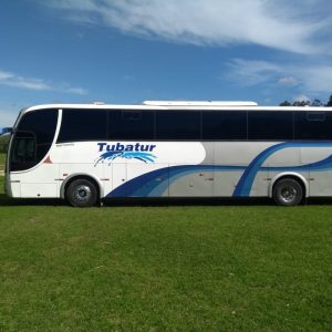 Ônibus executivo 50 passageiros Tubatur Santa catarina-min